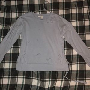blue gray long sleeve sweater/shirt